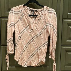 WHBM Top